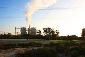 coal plant credit: Rennett Stowe, FlickrCC