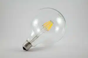 winter energy efficiency. Credit: <a href="https://pixabay.com/en/light-bulb-light-led-lighting-1358917/">Bunch</a>, Pixabay