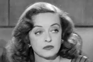 Bette_Davis_in_All_About_Eve_trailer