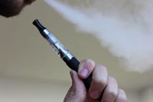 e-cigarette-1301664__480