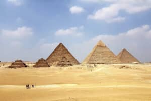 photo-1600520611035-84157ad4084d